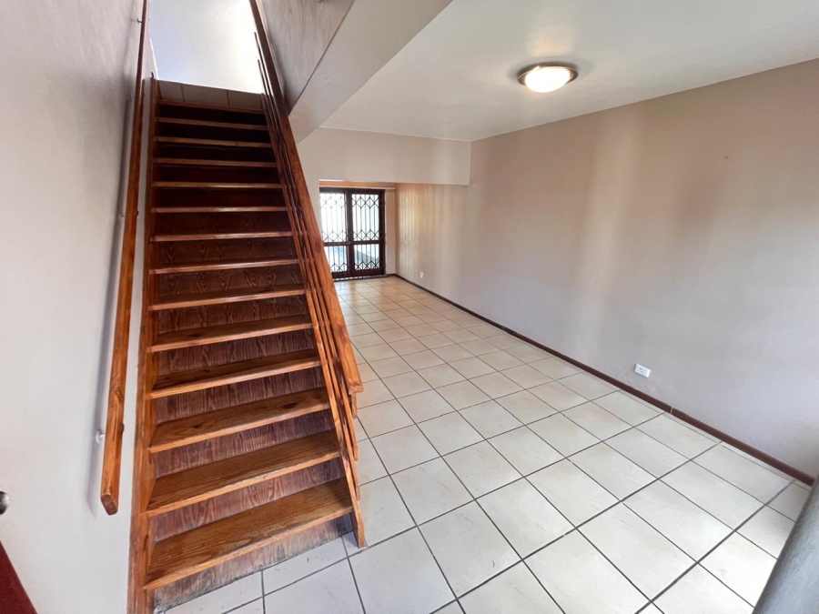 To Let 3 Bedroom Property for Rent in Beacon Bay Eastern Cape